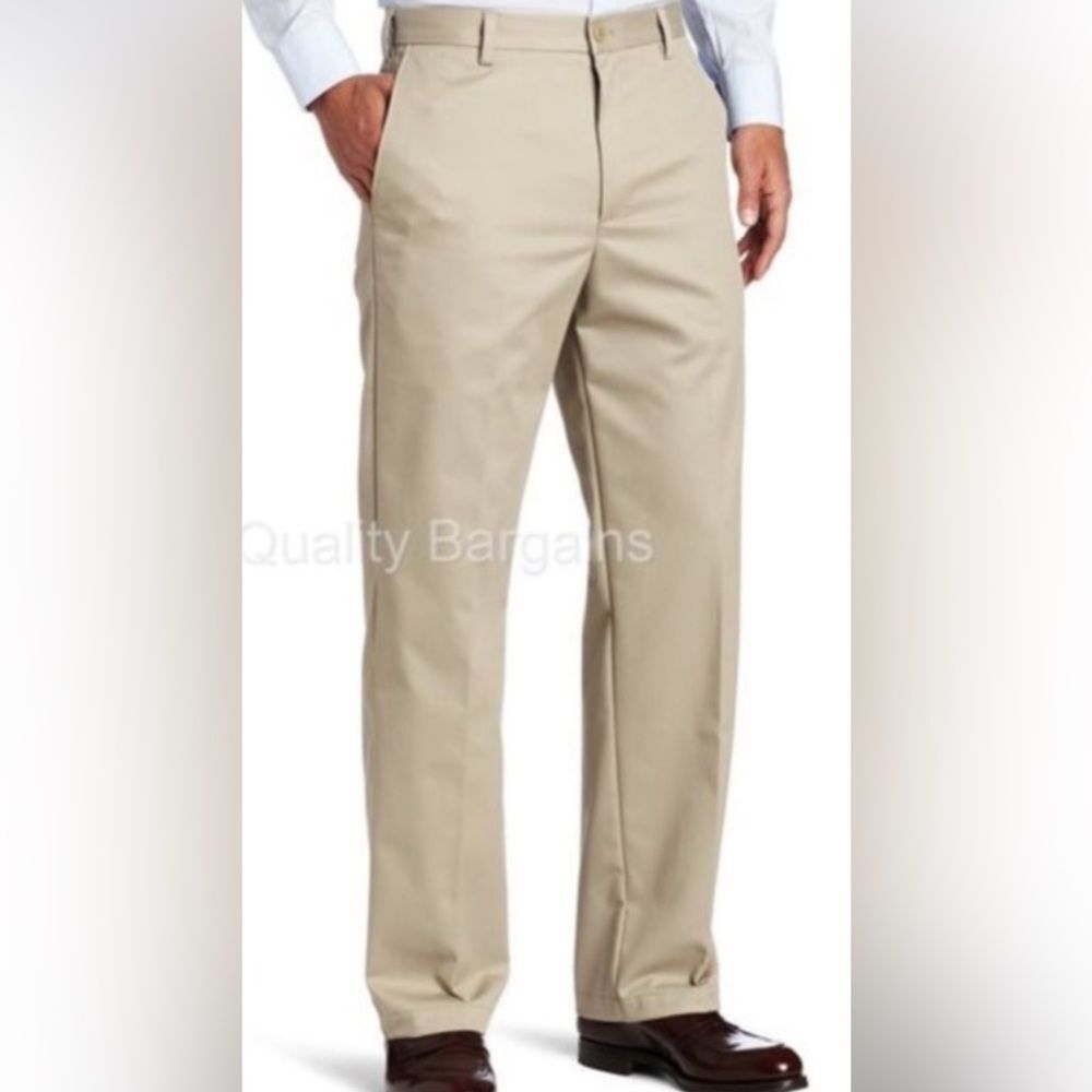 Izod Straight Leg Flat Front Chino Khaki Pants Size 34W 30L